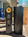 Bowers & Wilkins 804 Nautilus