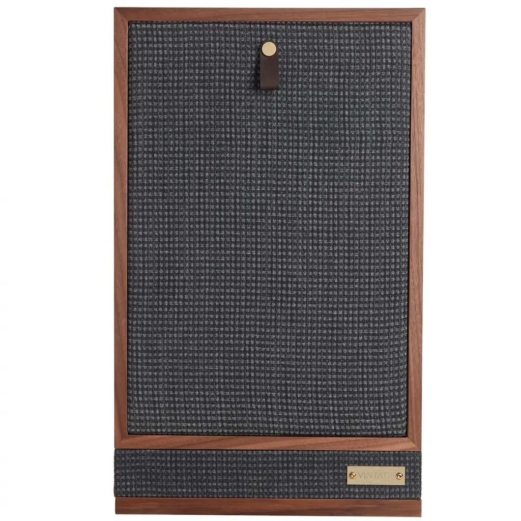 vintage-classic-viii-sm-front-grille-on